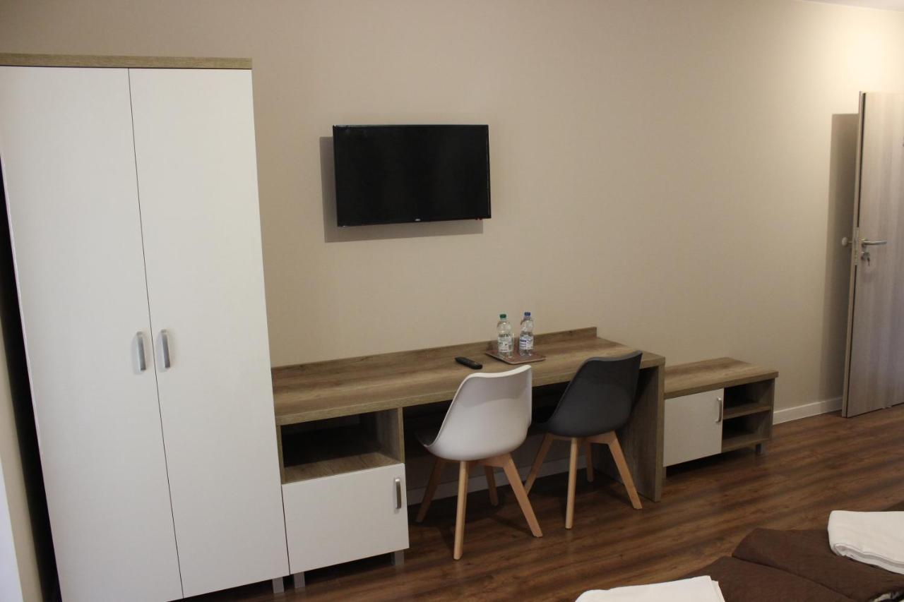 Hotel Pod Strzecha Kielce Exterior photo
